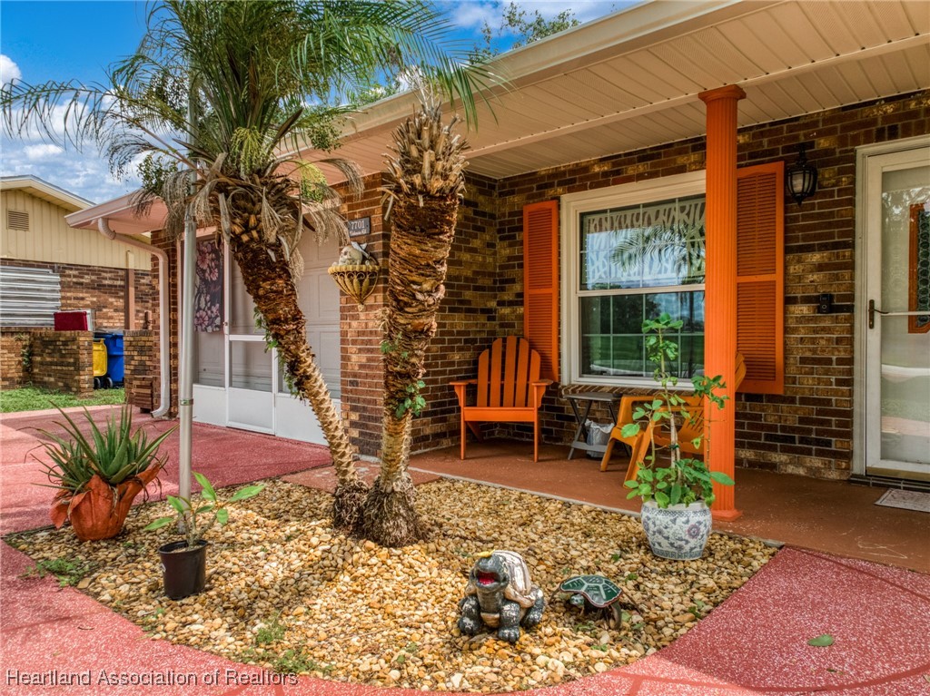 7701 Valencia Road Sebring, FL 33876 - Photo 8 of 49 Gallery Image 8