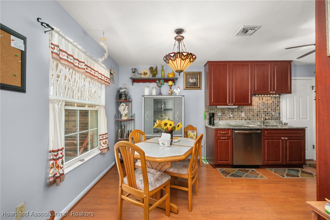 7701 Valencia Road Sebring, FL 33876 - Photo 9 of 49 Gallery Image 9