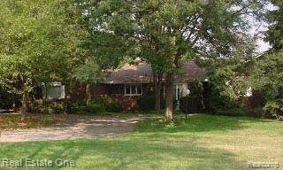 6627 Inkster Road Bloomfield Hills, MI 48301 - Photo 1 of 1 Front