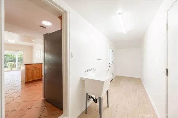 $4,900 | 18600 Celtic Street, Northridge, CA 91326