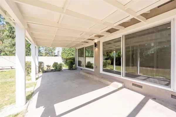 $4,900 | 18600 Celtic Street, Northridge, CA 91326