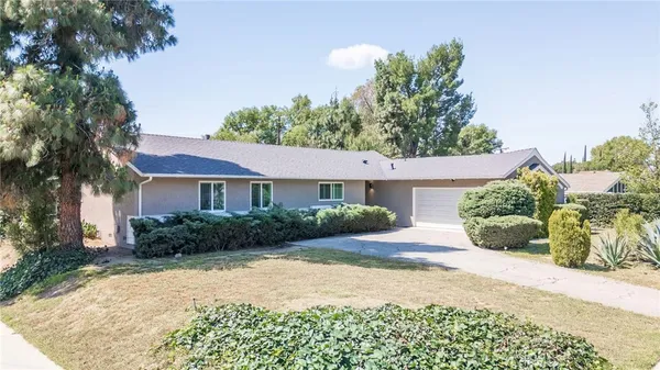 $4,900 | 18600 Celtic Street, Northridge, CA 91326