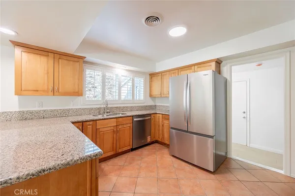 $4,900 | 18600 Celtic Street, Northridge, CA 91326