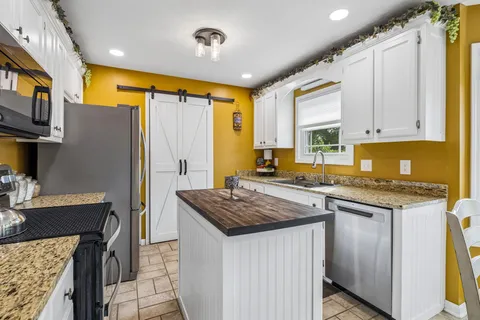 $365,000 | 967 Cindy Jo Court, Clarksville, TN 37040