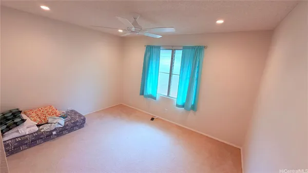 $3,950 | 94-148 Kuanalio Place, Mililani, HI 96789