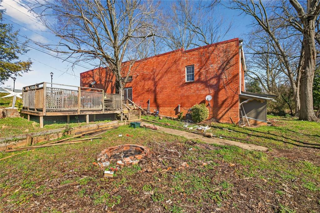 304 South Cherokee Road Social Circle, GA 30025 - Photo 27 of 40