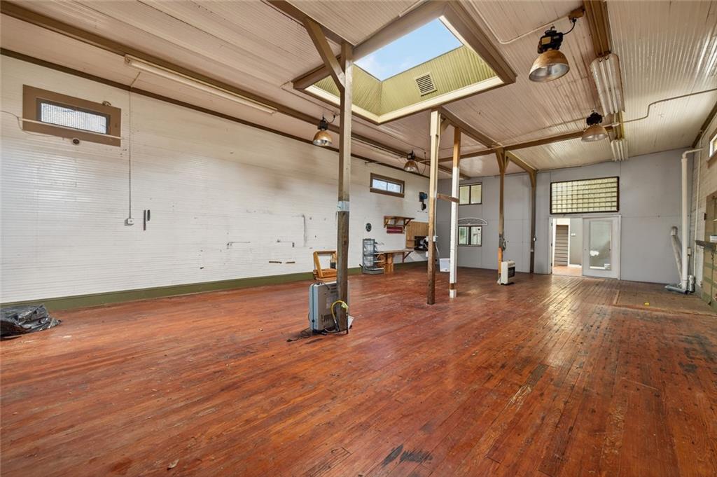 304 South Cherokee Road Social Circle, GA 30025 - Photo 3 of 40