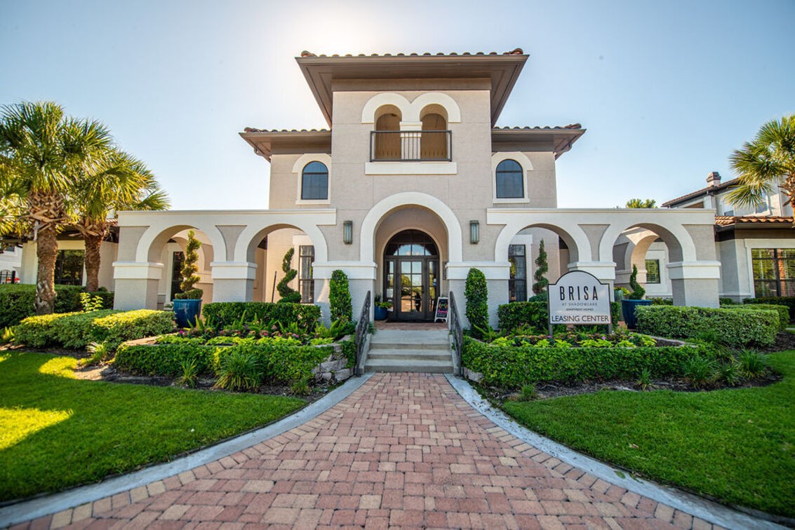 2840 Shadowbriar Drive, Unit B3 Houston, TX 77077 - Photo 2 of 22 a front view of a house with garden
