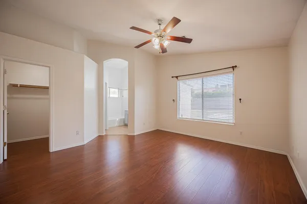 $2,295 | 601 South Silverbrush Drive, Chandler, AZ 85226