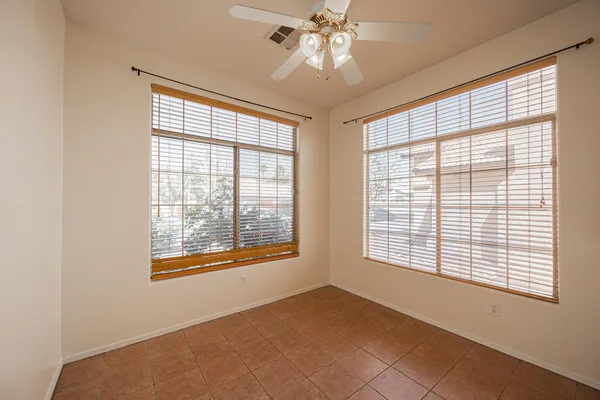 $2,295 | 601 South Silverbrush Drive, Chandler, AZ 85226