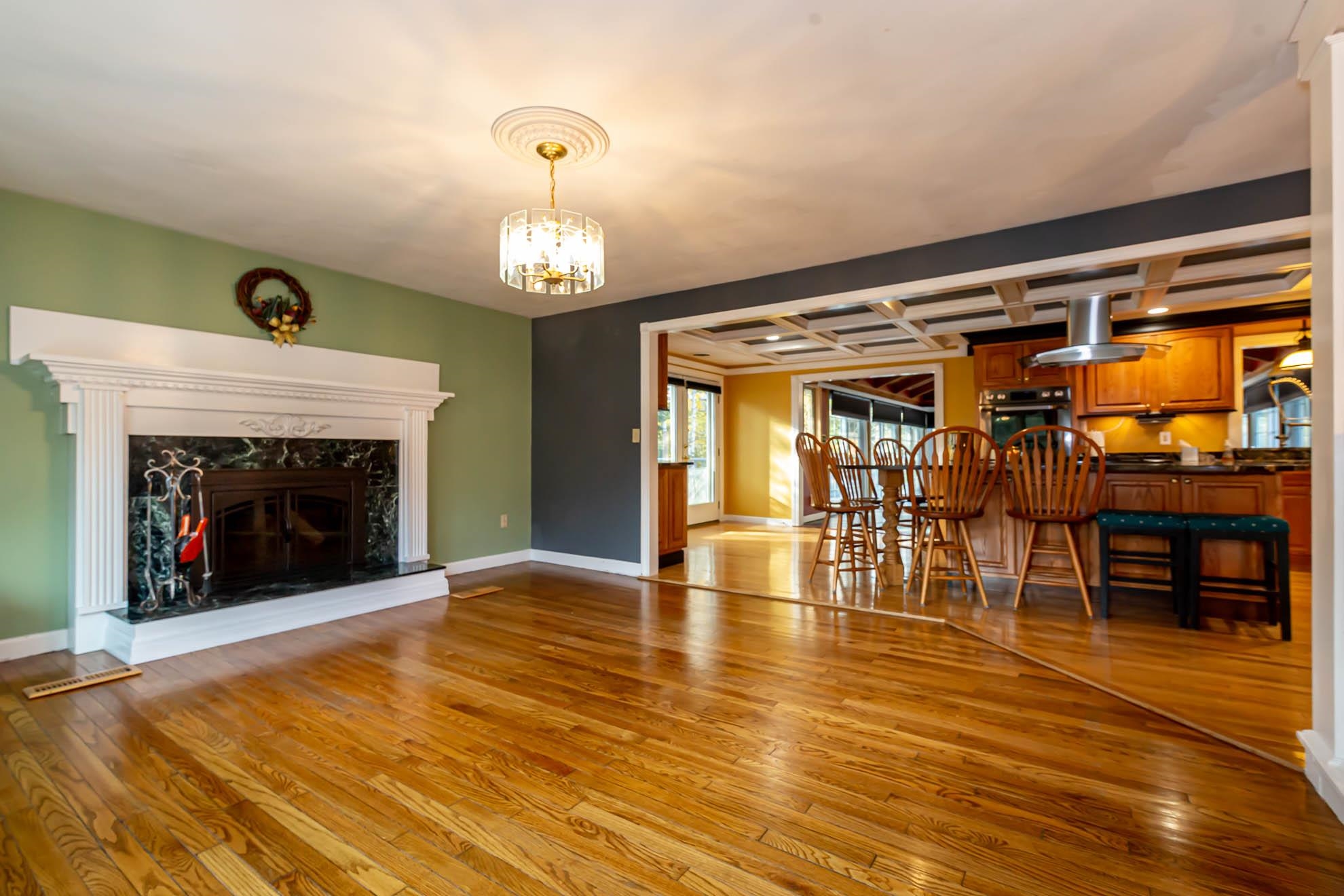 25 Tanager Road Goffstown, NH 03045 - Photo 3 of 40