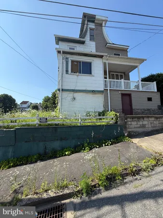 $60,000 | 1000 West Mulberry Street, Coal Township, PA 17866