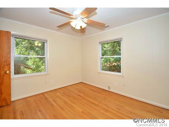 540 Robin Hood Road Brevard, NC 28712 - Photo 18 of 23 Gallery Image 18