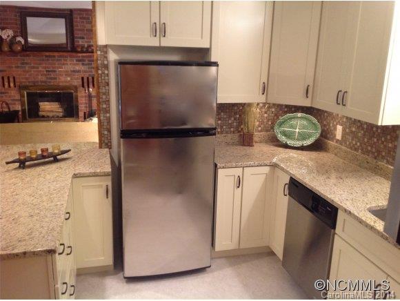 540 Robin Hood Road Brevard, NC 28712 - Photo 7 of 23 Gallery Image 7