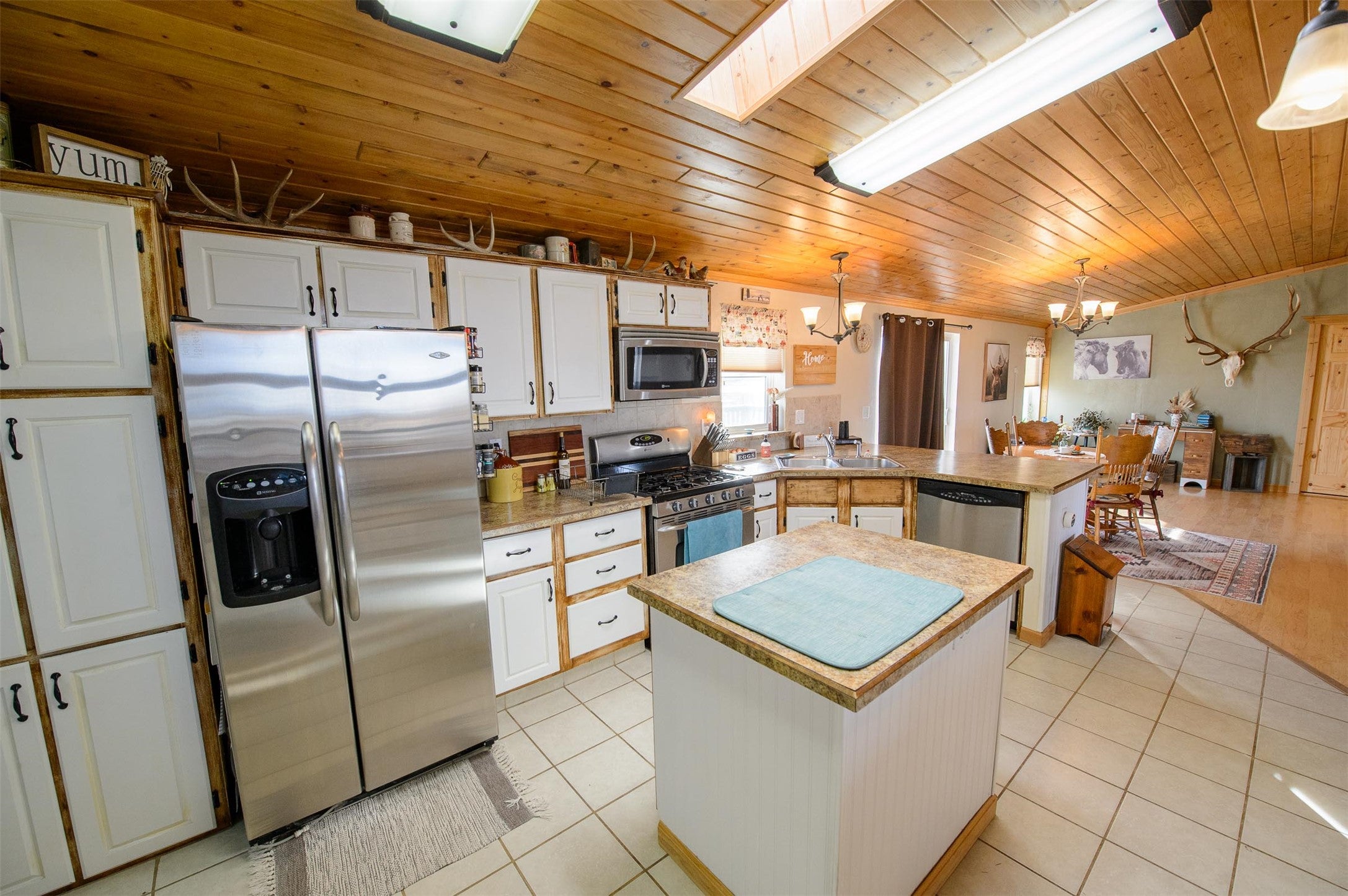 12710 Highway 200 Simms, MT 59477 - Photo 11 of 41 Gallery Image 11