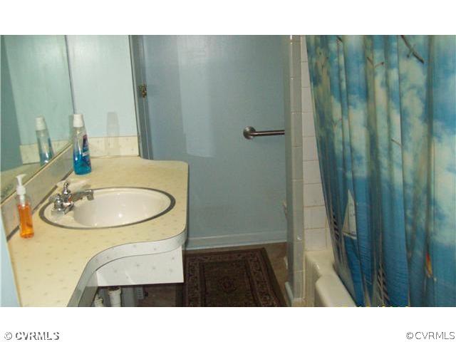 5511 Coxson Road Sandston, VA 23231 - Photo 8 of 9 Bathroom