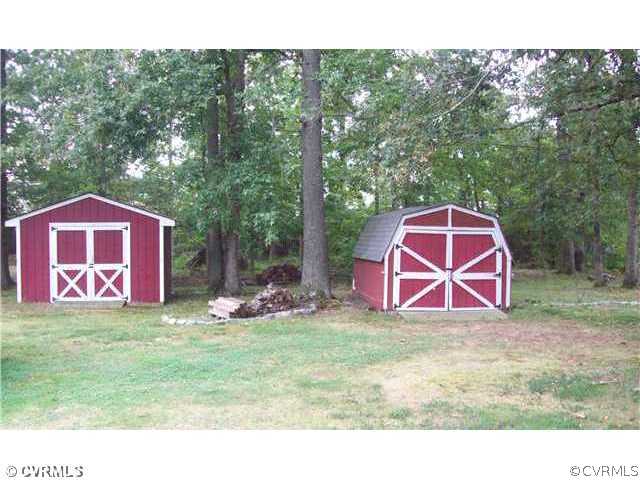 5511 Coxson Road Sandston, VA 23231 - Photo 9 of 9 Yard/Garden - Extra storage for all your extras!