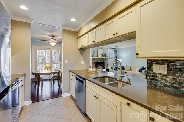 $250,000 | 372 Tall Oaks Trail, Fort Mill, SC 29715