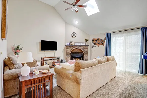 $200,000 | 13825 West 58th Terrace, Unit 6, Shawnee, KS 66216