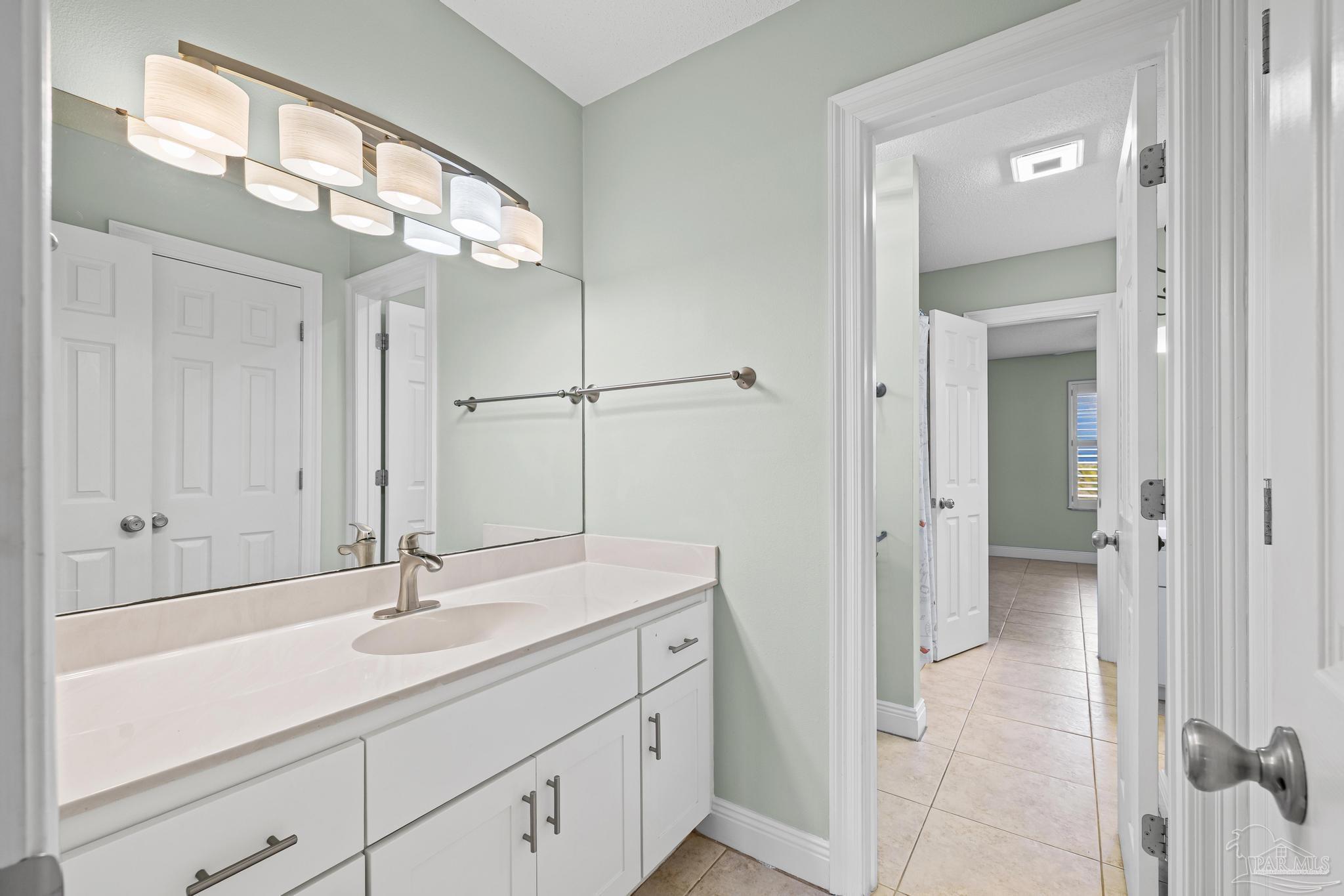 1788 Commander Harvey Lane Navarre, FL 32566 - Photo 33 of 58