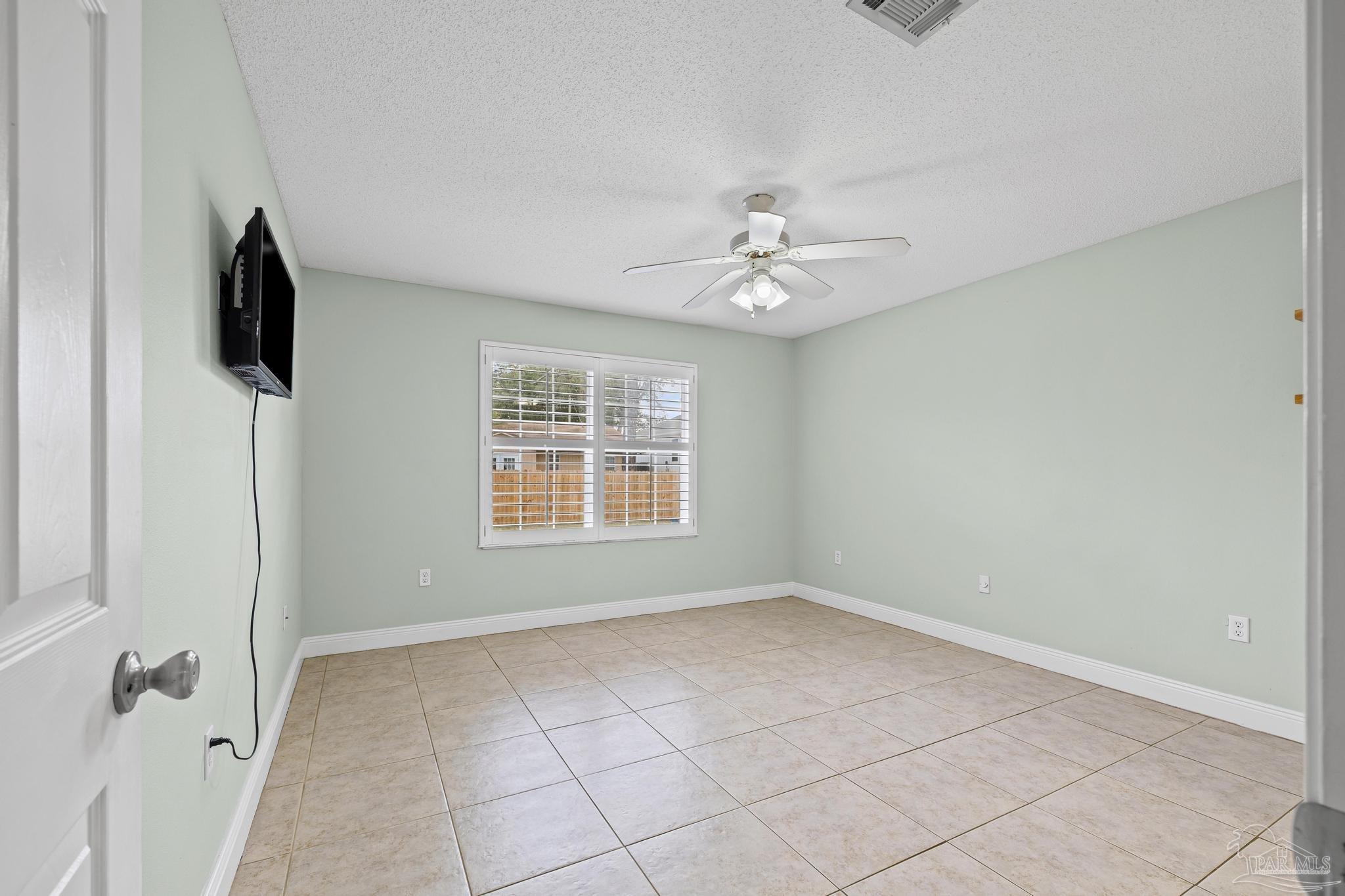 1788 Commander Harvey Lane Navarre, FL 32566 - Photo 34 of 58