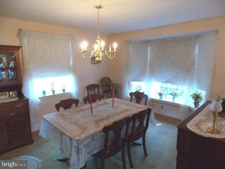136 Johns Road Cheltenham, PA 19012 - Photo 7 of 20 Dining Room