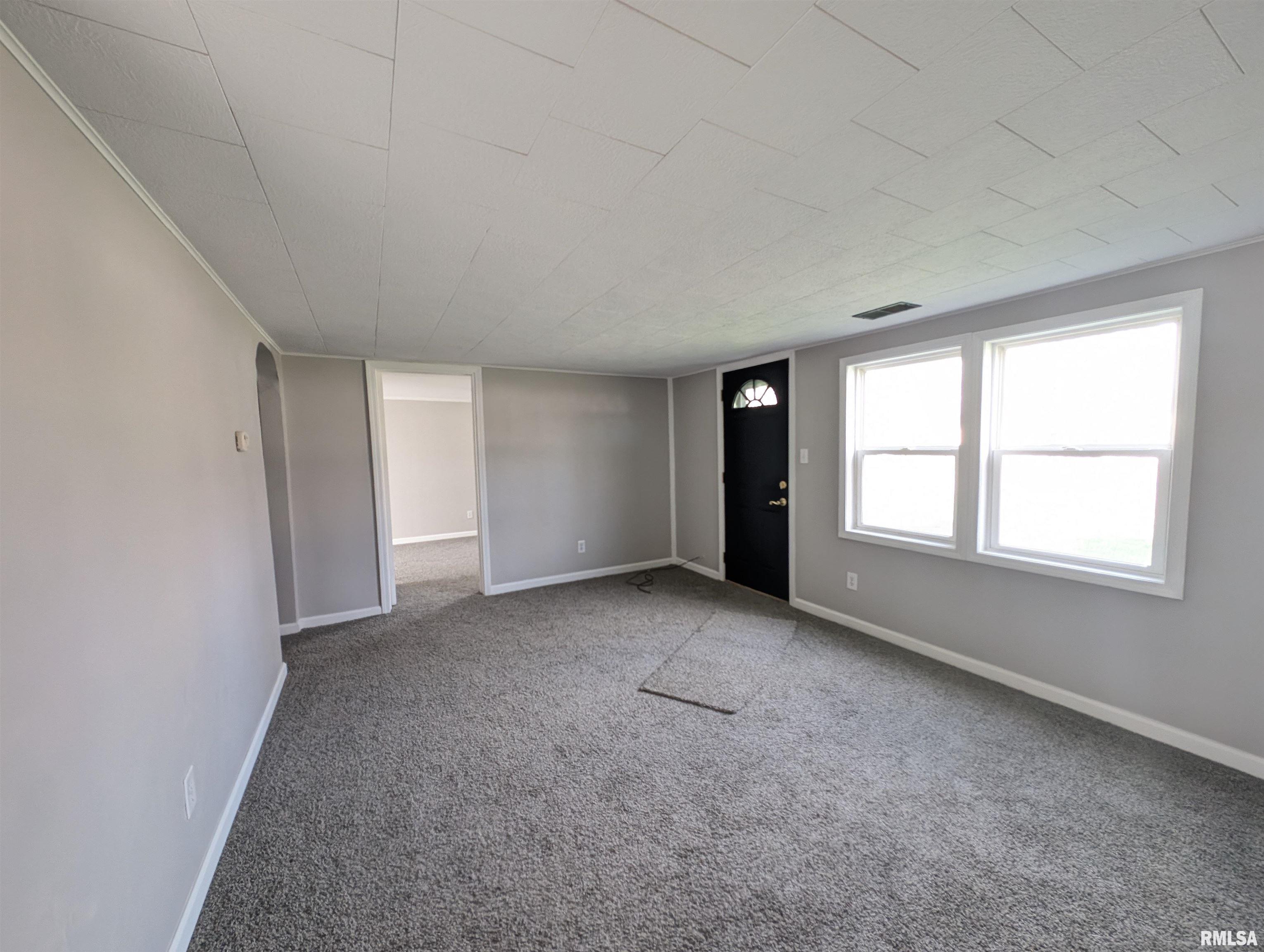 200 Connecticut Street Washington, IL 61571 - Photo 12 of 29 Gallery Image 12