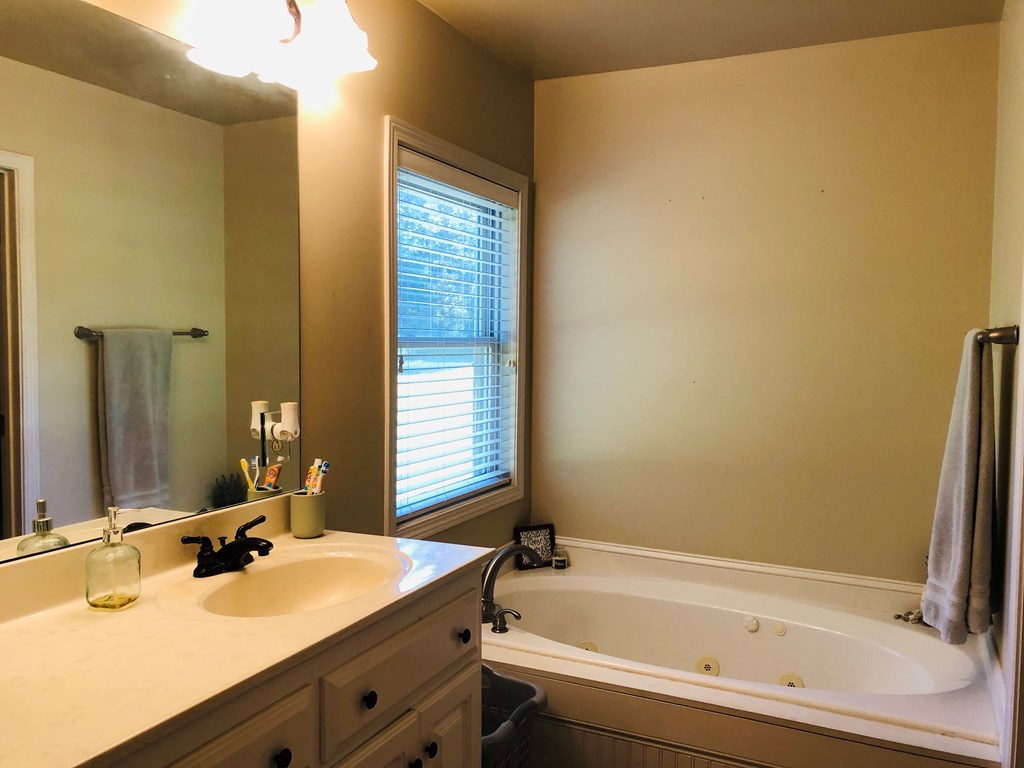 13 K-C Ranch Road Hodges, SC 29653 - Photo 18 of 40 Gallery Image 18