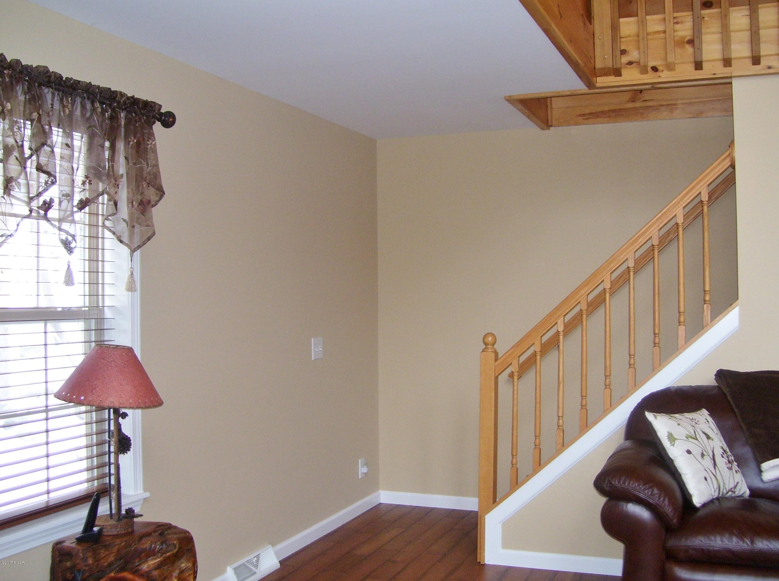 103 Cold Spring Lane Greentown, PA 18426 - Photo 13 of 63 Great Room