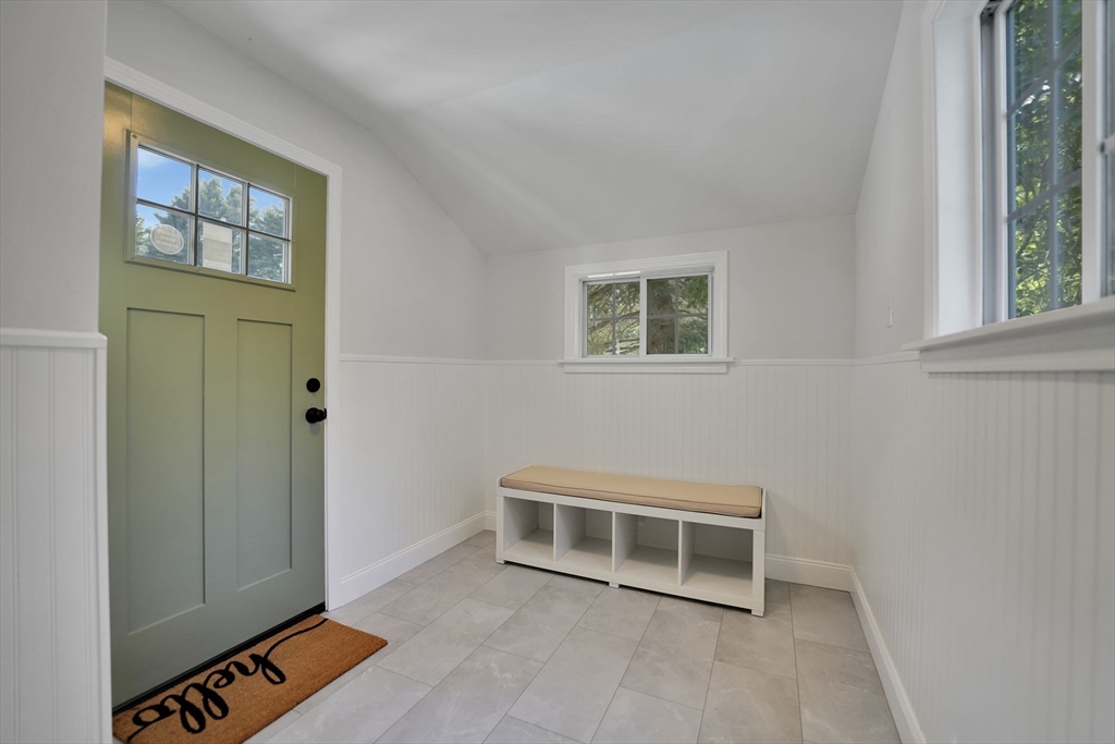 18 Brown Street Wareham, MA 02571 - Photo 2 of 36