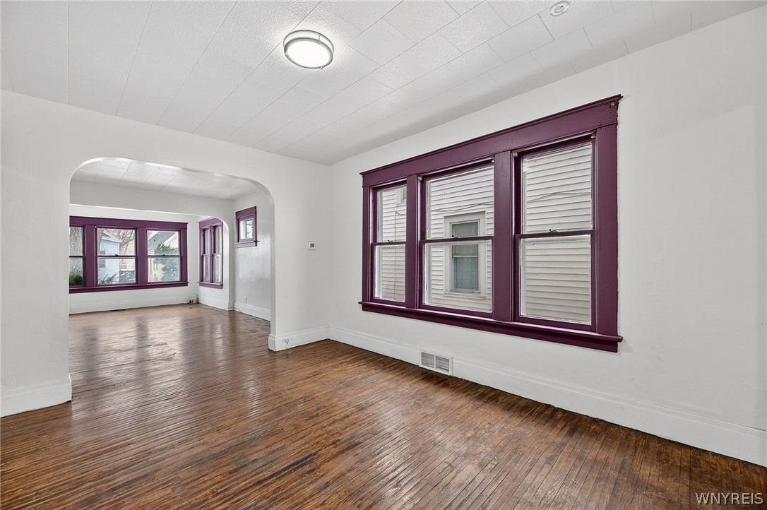 23 Humason Avenue Buffalo, NY 14211 - Photo 10 of 49