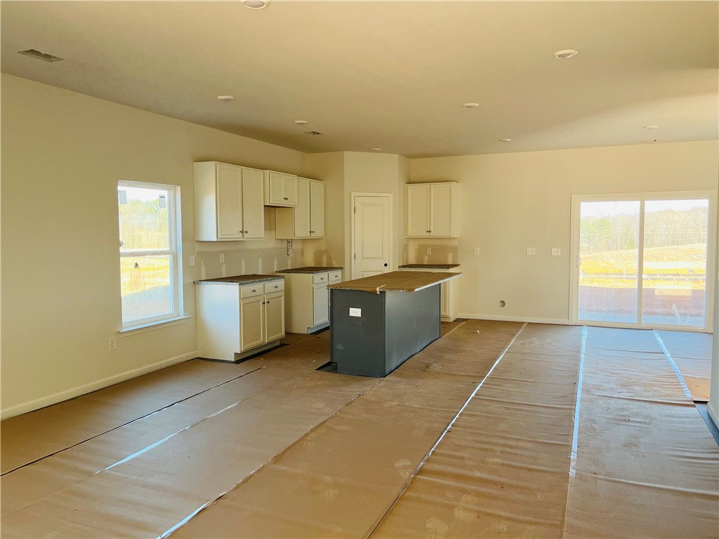 135 Cedar Shoals Easley, SC 29642 - Photo 3 of 20