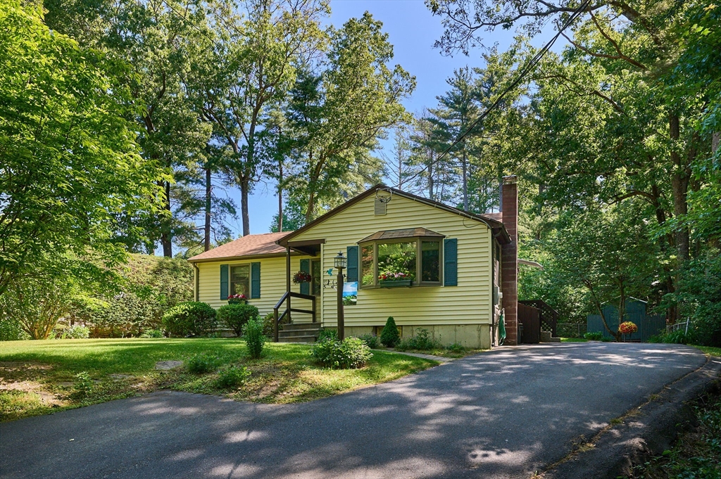 20 Cook Road Easthampton, MA 01027 - Photo 1 of 37