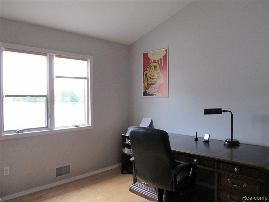 3485 Union Lake Road Commerce Township, MI 48382 - Photo 18 of 24 Library