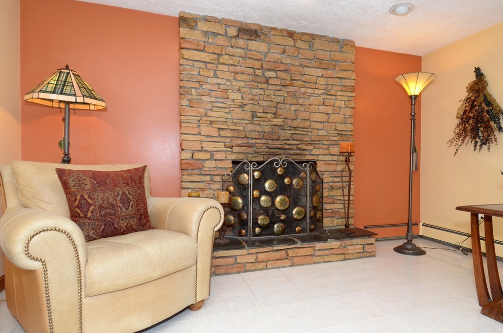23 Belmont Road Wakefield, MA 01880 - Photo 9 of 30 Gallery Image 9