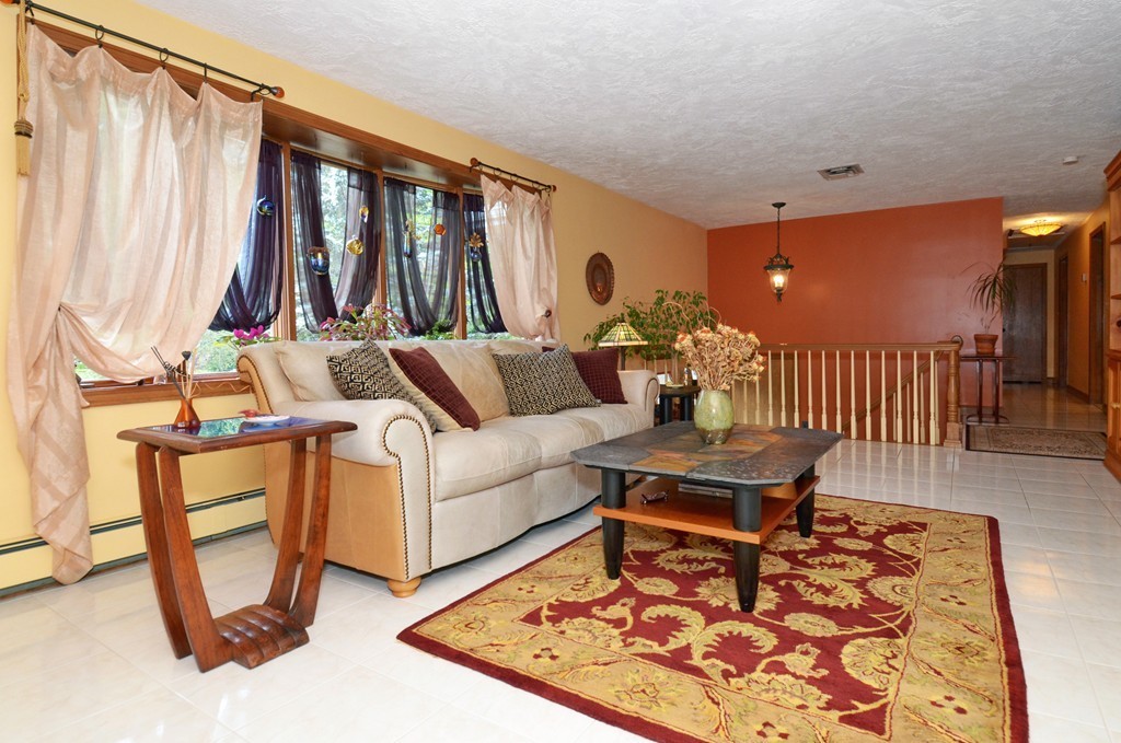 23 Belmont Road Wakefield, MA 01880 - Photo 10 of 30 Gallery Image 10