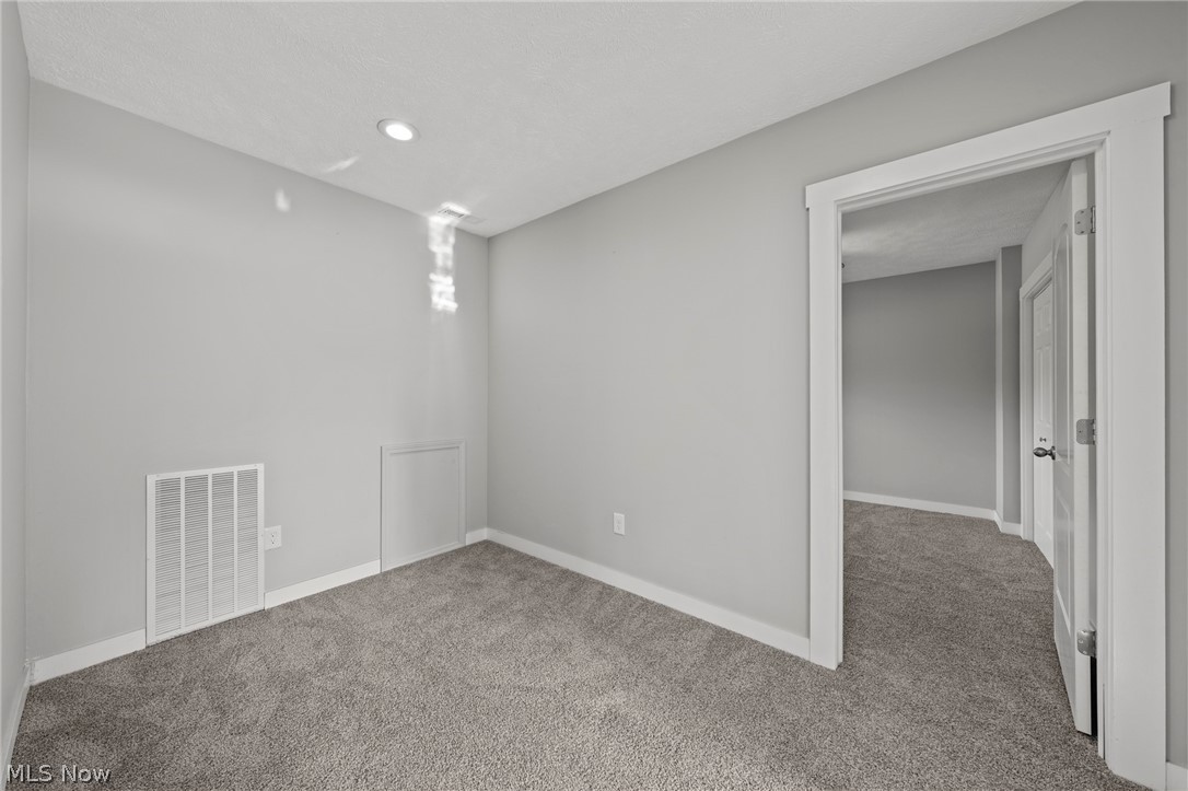 24376 Georgetown Road Richmond Heights, OH 44143 - Photo 34 of 45