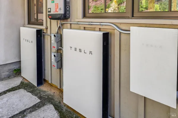 $2,995,000 | 512 Browning Court, Mill Valley, CA 94941