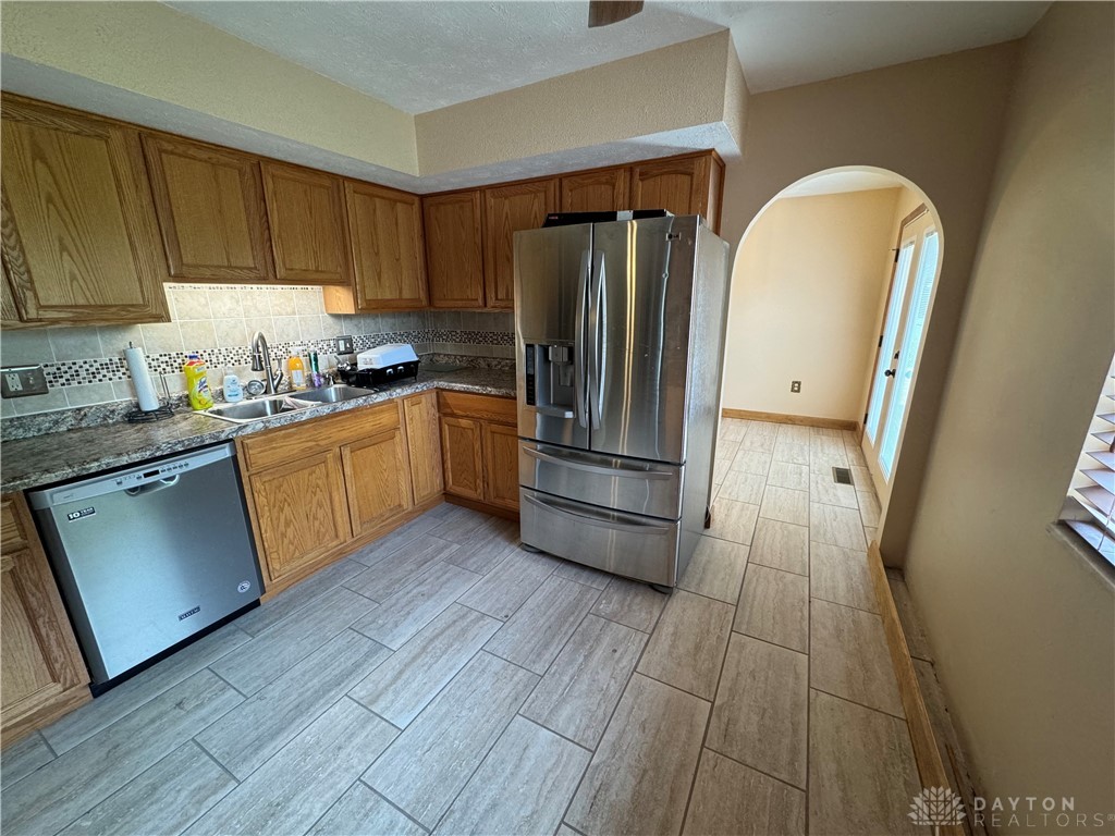 7765 Windham Road Tipp City, OH 45371 - Photo 8 of 27 Gallery Image 8