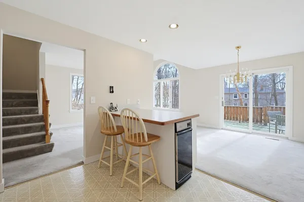 $375,000 | 38 Poppasquash Road, Unit 38, North Attleboro, MA 02760