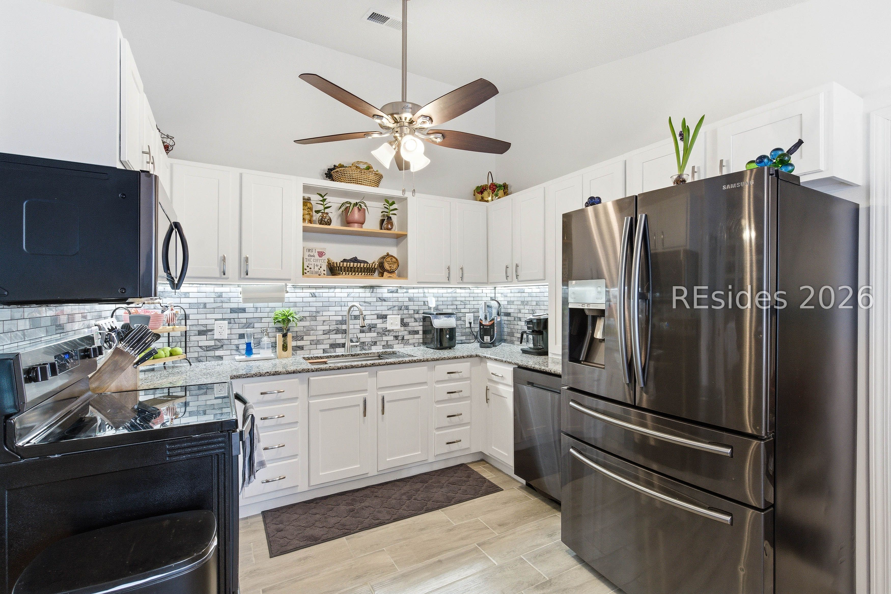 212 Middle Road Beaufort, SC 29907 - Photo 11 of 36