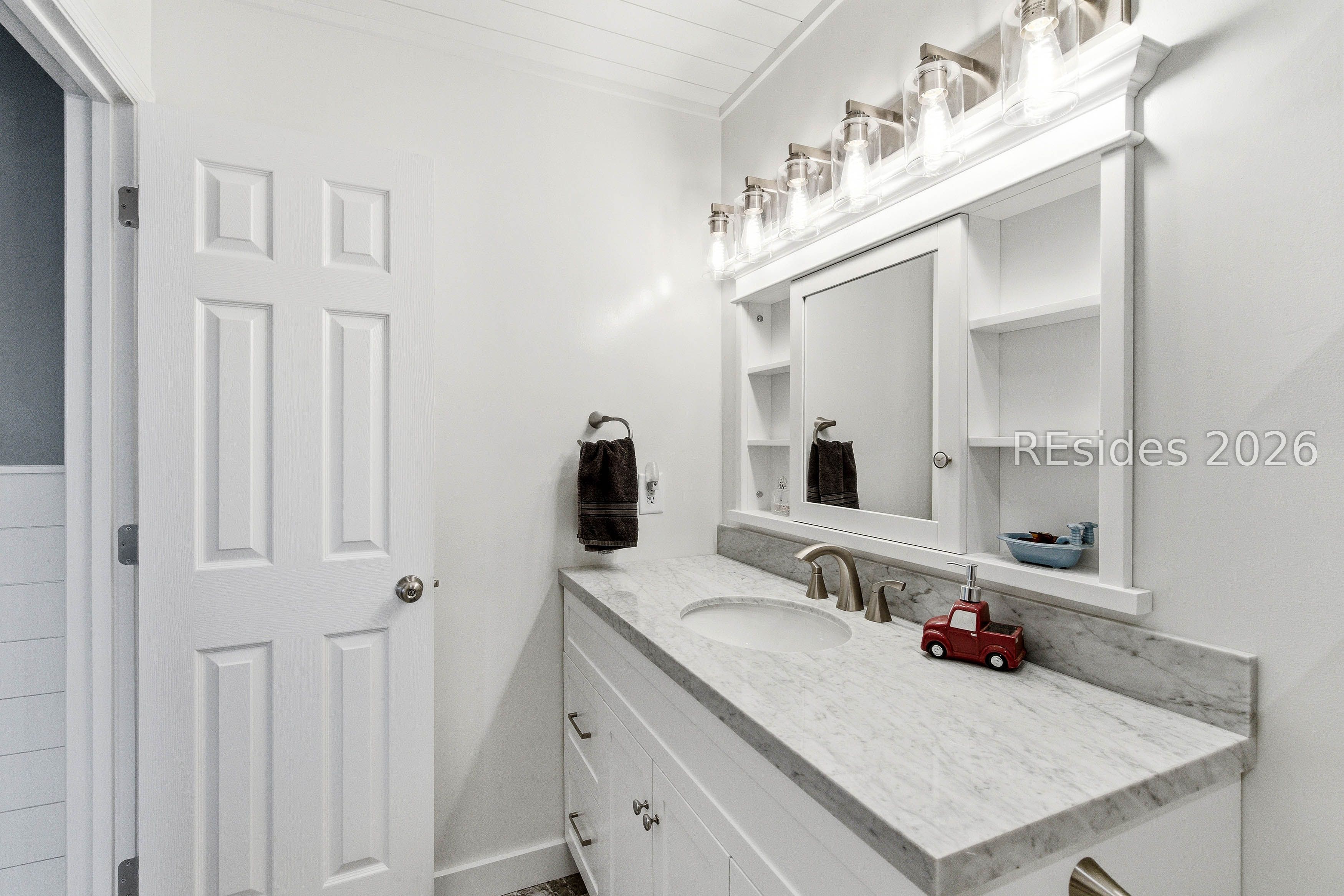 212 Middle Road Beaufort, SC 29907 - Photo 25 of 36