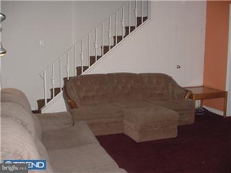 8 Sherbrooke Road Ewing, NJ 08638 - Photo 3 of 12 Living Room