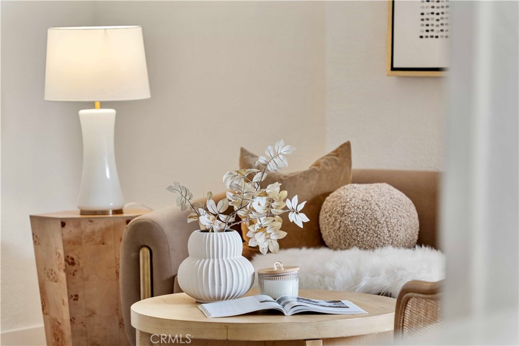 931 Camino Ramon Danville, CA 94526 - Photo 33 of 67 a living room with furniture and a lamp