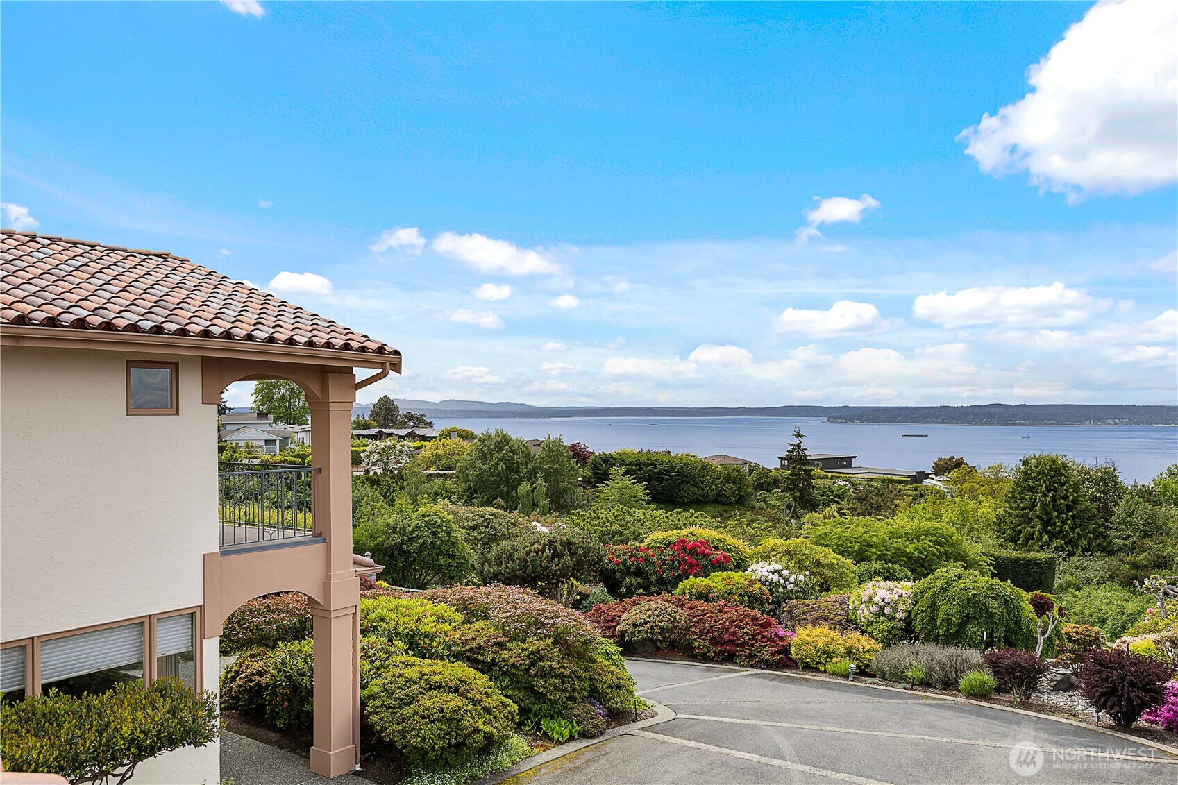 18306 Ridgefield Road Northwest Shoreline, WA 98177 - Photo 34 of 40 Gallery Image 34