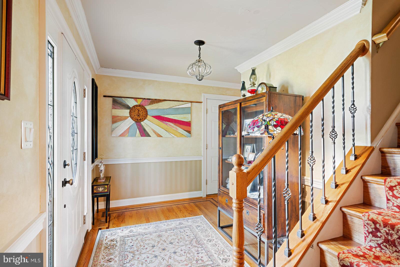 7021 Maple Tree Lane Springfield, VA 22152 - Photo 4 of 44 WELCOMING FOYER