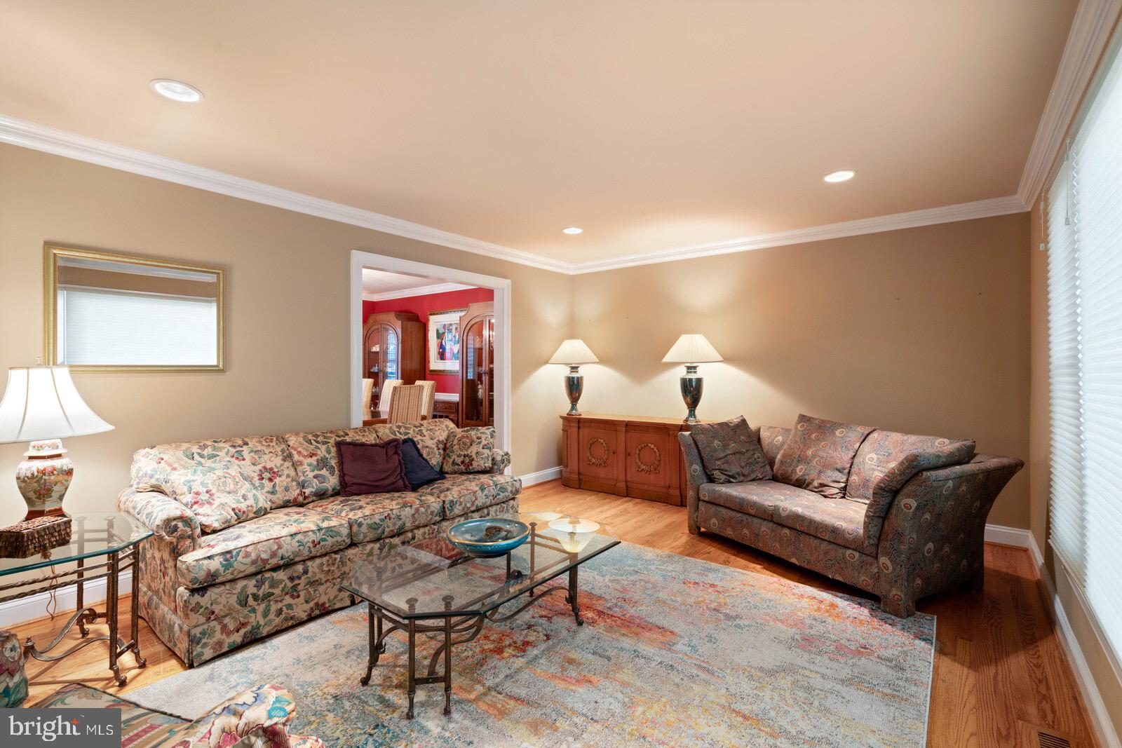 7021 Maple Tree Lane Springfield, VA 22152 - Photo 5 of 44 ADJACENT LIVING ROOM