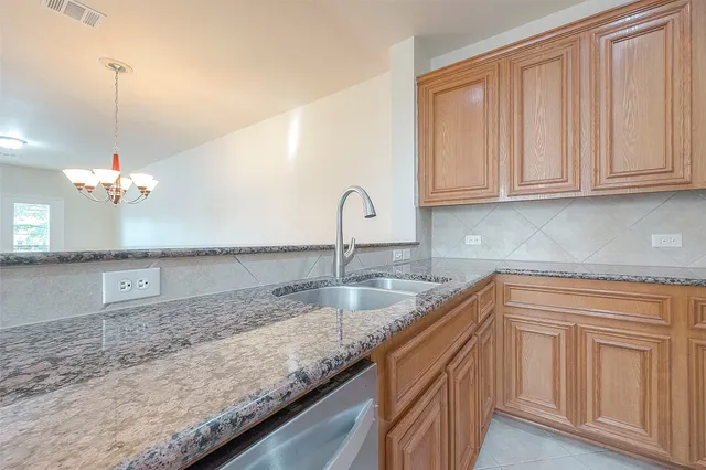 $2,200 | 1119 Palmer Street, Houston, TX 77003