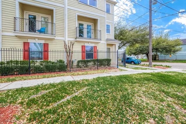 $2,200 | 1119 Palmer Street, Houston, TX 77003