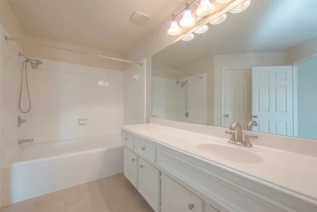 $2,200 | 1119 Palmer Street, Houston, TX 77003